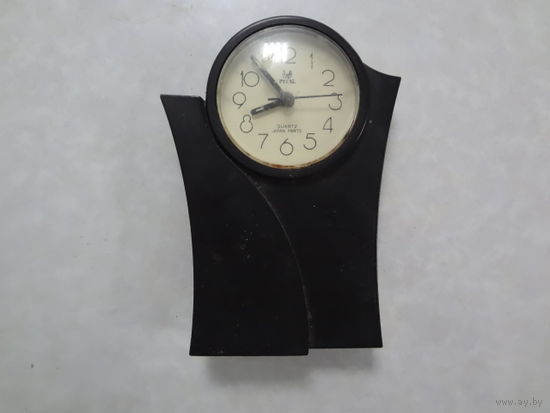 Будильник PEARL.