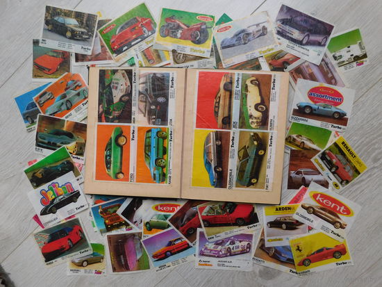 Около 150 вкладышей и обёрток от различных жвачек + альбом.