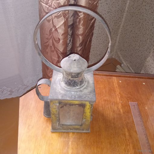 Железнодорожный свечной фонарь-семафор .