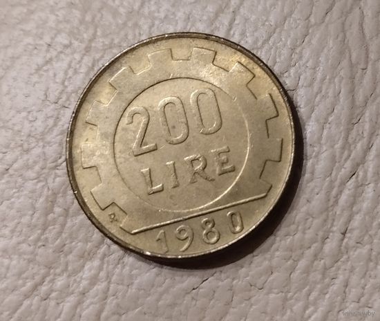 Италия. 200 лир 1980