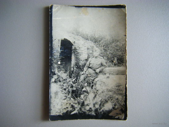 Фото 1944г. БОЕЦ РККА У ДОТА.