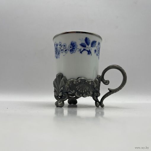 Кофейная чашка в оловянном подстаканнике. Германия. 3715