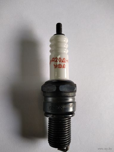 Свеча зажигания А-20 для автомобиля Москвич
