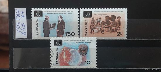 РАСПРОДАЖА. ТАНЗАНИЯ 1986г. Чист* и Гаш.