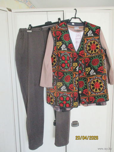 Жилет.Лонгслив.Брюки. Все отличного качества р.54-56