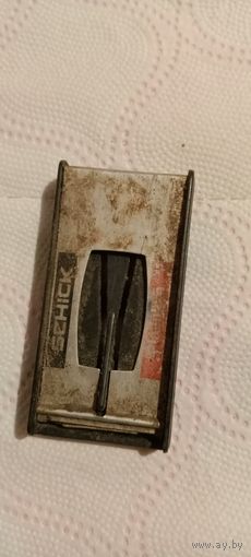 ЯЩИК ДЛЯ ХРАНЕНИЯ БРИТВЫ SCHICK