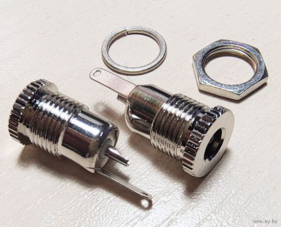 Разъём питания низковольтный. Гнездо 5.5 x 2.1мм на корпус. L-KLS1-DC-026-2.0