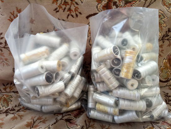 Кондесатор К50-24. 4700Х25В. 2200Х63В.