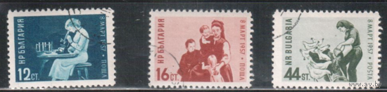 Болгария-1957, (Мих.1016-1018) , гаш. , 8 Марта