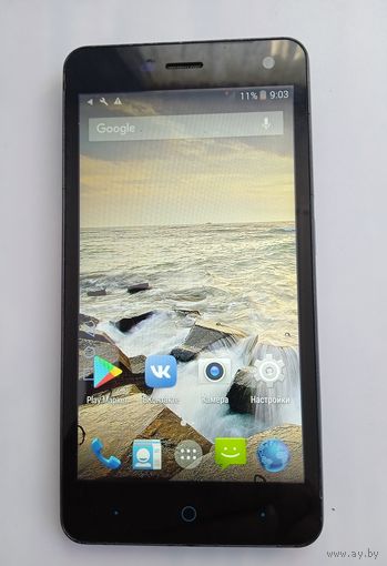 Телефон. ZTE.