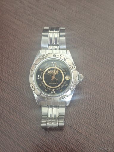 Часы восток. Идут. Мастер сказал отсутвствует автоподзавот .