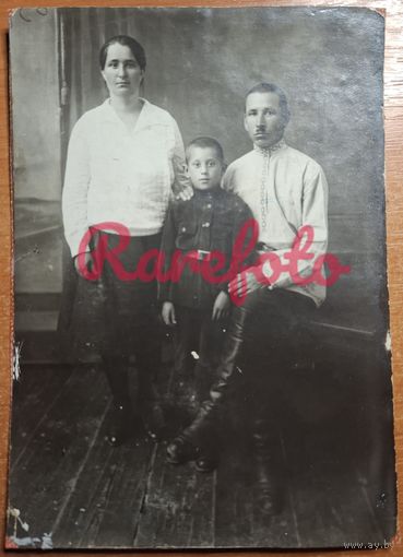 1910-е Семья вышиванка студийное фото типажи ретро