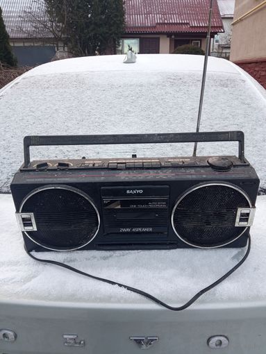 Магнитола SANYO