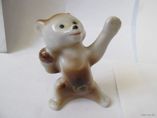 СТАТУЭТКА МИШКА СПОРТСМЕН.