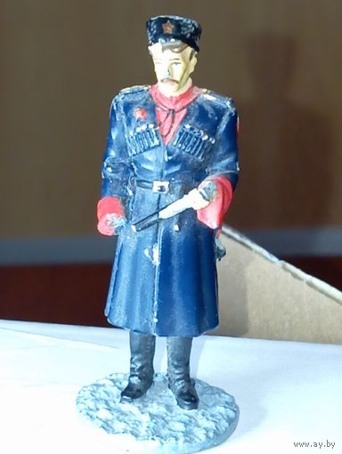 Солдат . Казачьи части  1943 - 1945 г. Металл , 6 см .