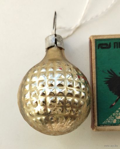 Ёлочная игрушка. Х-35.