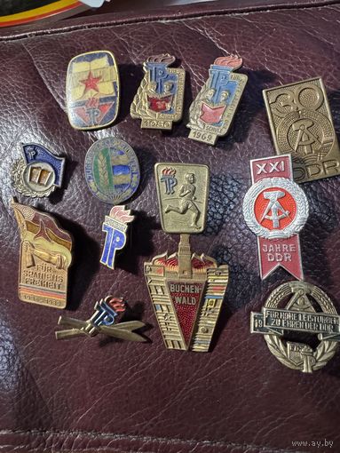 Значки.гдр.цена за все.