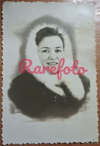 1950-е Женщина в платке типажи прошлого ретро