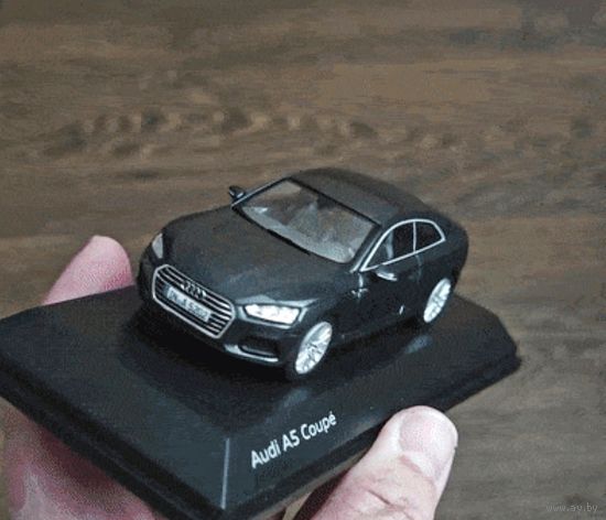 Spark 1:43. AUDI A5 Coupe.