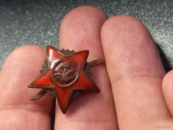 Кокарда РККА сияние (молот и плуг)  состояние разумный торг