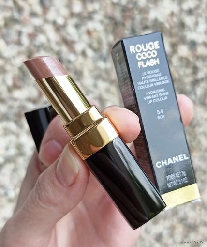 Помада Chanel Rouge Coco Flash в оттенке 54 Boy