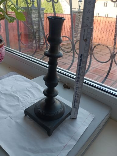 Подсвечник старинный  бронзовый