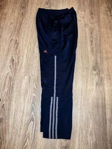 Спортивные штаны Adidas для подростка, р.L (164). Штанины на кнопках