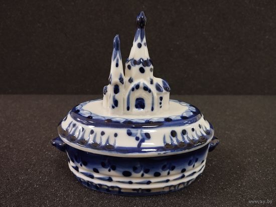 Шкатулка фарфоровая Церквушка, Гжель