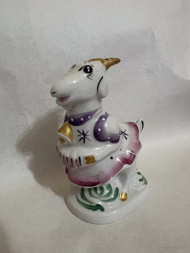 Статуэтка "Коза" фарфор ДФЗ