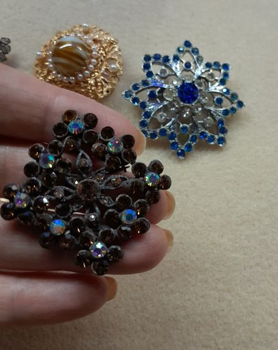 Винтажная брошь.