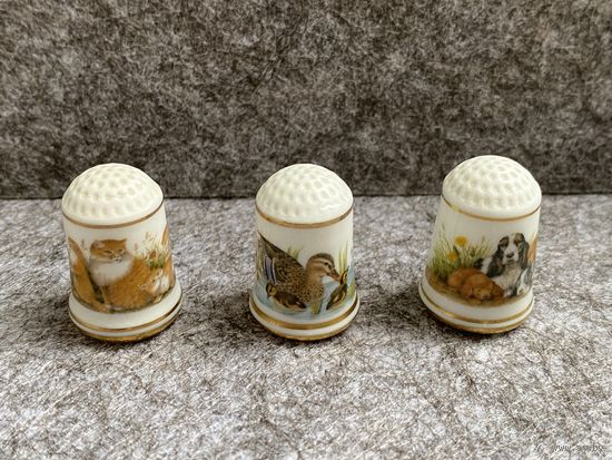 Наперсток, фауна, фарфор, Англия.