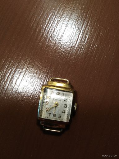 Старинные часы "ЗАРЯ" 16 камней в коллекцию 1950=е года прошлого века