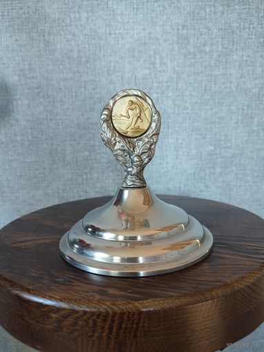 Кубок спортивный из латуни