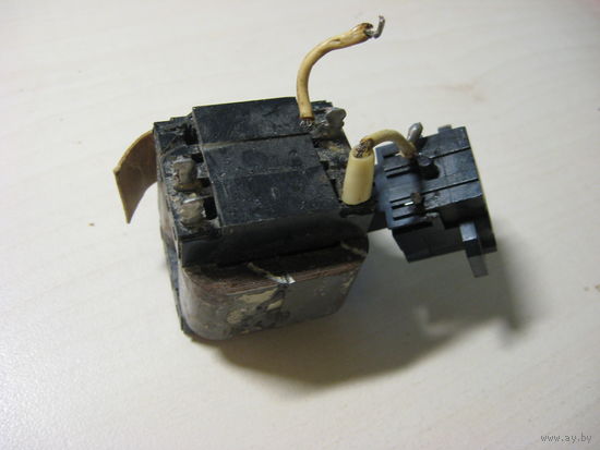 Трансформатор 220v/9v 0,5A