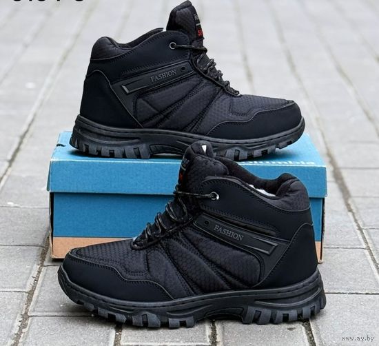 Кроссовки зимние