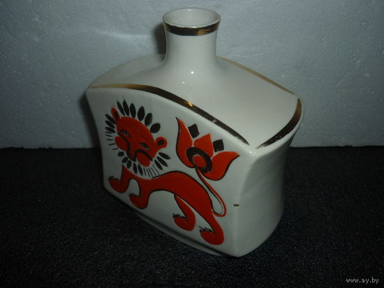 Редкий Графин-Штоф ЦИРК. Кисловодск. СССР. Сумской фарфоровый з-д