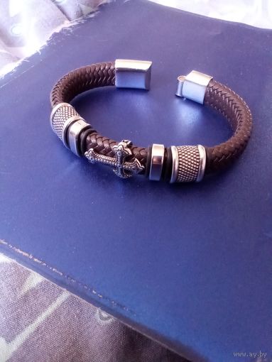 Браслет на магнитной застежке