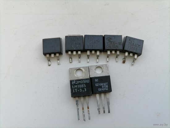 EZ1084 LM1085