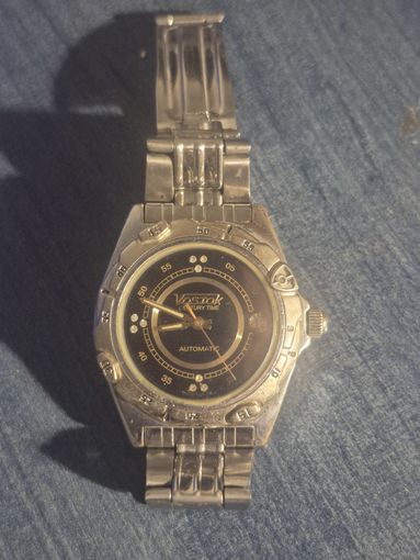 Часы восток.