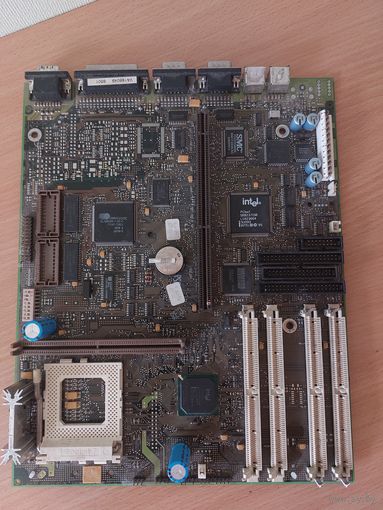 Ретро материнская плата siemens nixdorf s26361-d943