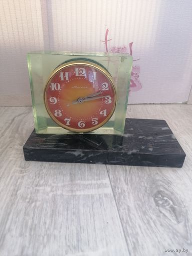 Молния. Рабочие