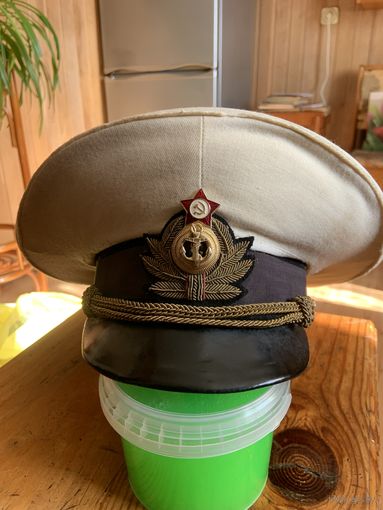 ЗАКАЗНАЯ фуражка на шитой кокарде с мягким ЛАКОВЫМ козырьком кэп -2 ЧФ. Высокая тулья и удлинённая задняя часть-"аэродром"! Нереально редкая!