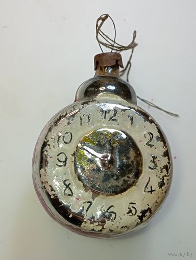 Ёлочная  игрушка  ,  Часы  , из СССР .