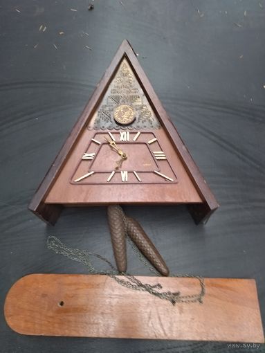 Часы кукушка.