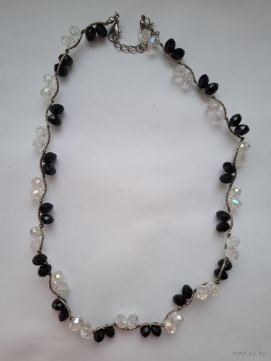 Колье. Бусы.  Цветное стекло. Шарики сияющие, огранка