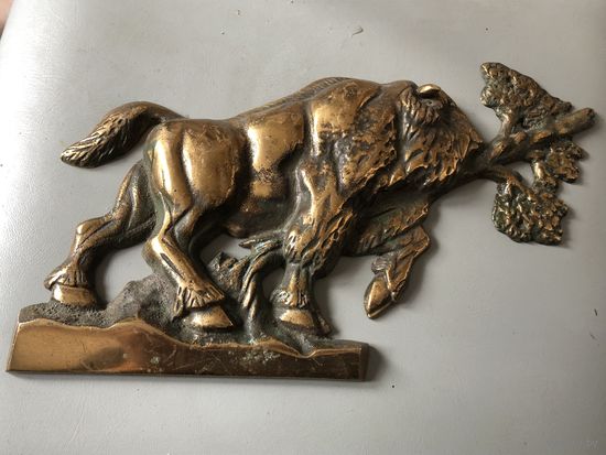 Зубр латунный БССР 2,2 кг. настенное панно СССР