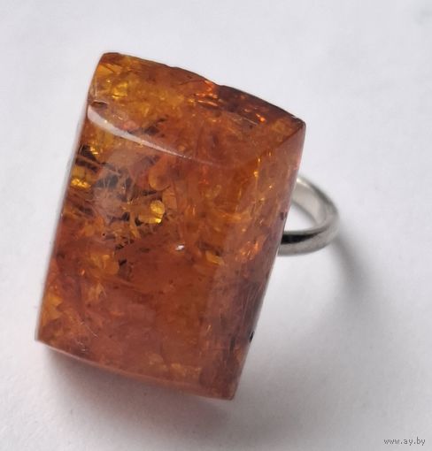 Крупное кольцо. Натуральный янтарь 70-е годы, Прибалтика