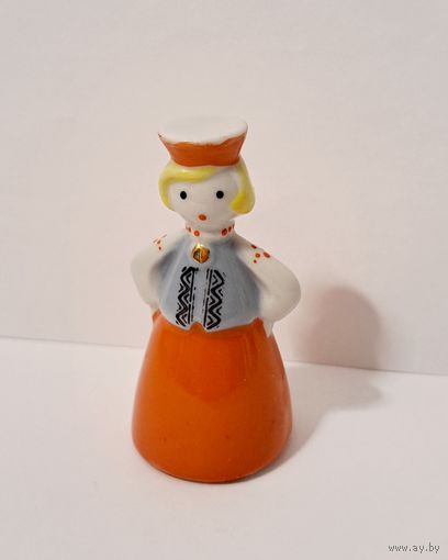 Девушка. Рига. Рижский фарфор.  Без МПЦ!