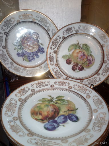 ТАРЕЛОЧКИ С ФРУКТАМИ ГДР ДИАМЕТР 19СМ.