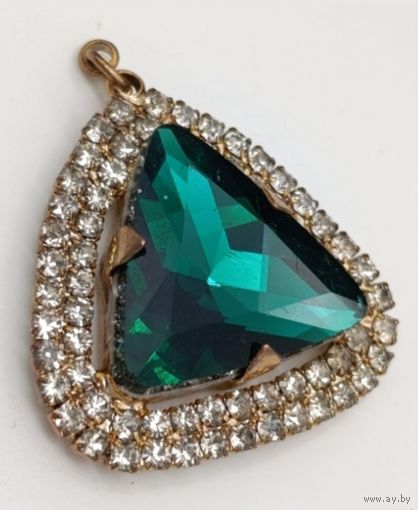 Кулон. Чехословакия.